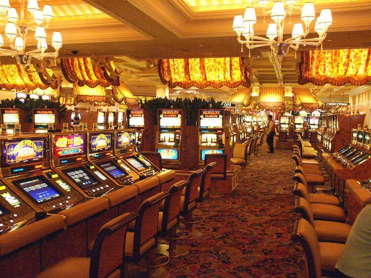 Rome Slots Live Casino